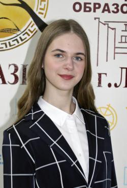 Островская Вера, победитель заключительного этапа республиканской олимпиады по учебному предмету «Английский язык»